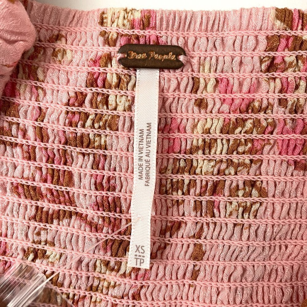 NEW Free People Women's Pink Print Hilary Top Long Sleeves Lightweight XS - Picture 7 of 9